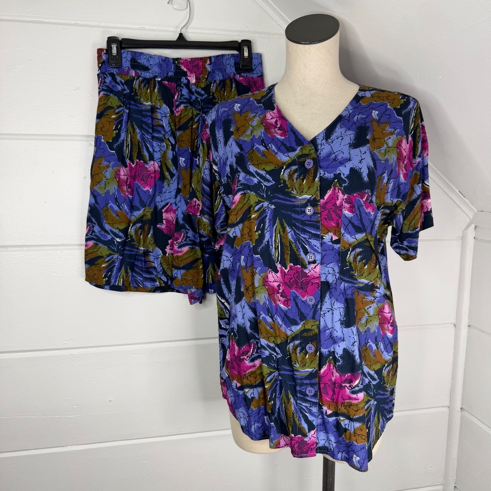 VTG 90s Two Piece Set Bermuda Run Tropical Floral Shorts Shirt Rayon Purple Pink